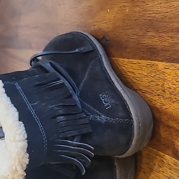 UGG Gaviota Black Suede Boots, women's size 9, multi wrap/fringe. - Picture 5 of 8